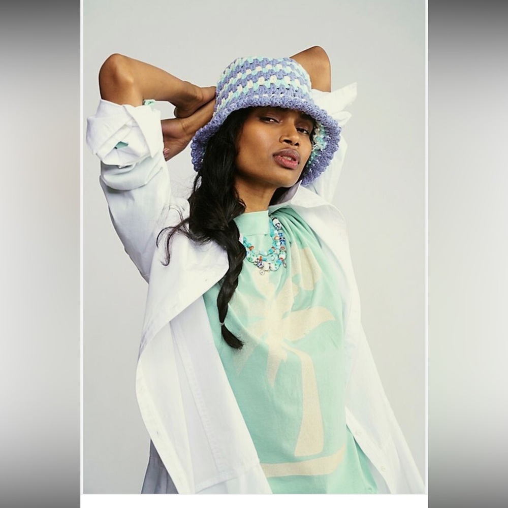 Free People Pixie Striped
Crocheted Knit Bucket Hat
NWT!